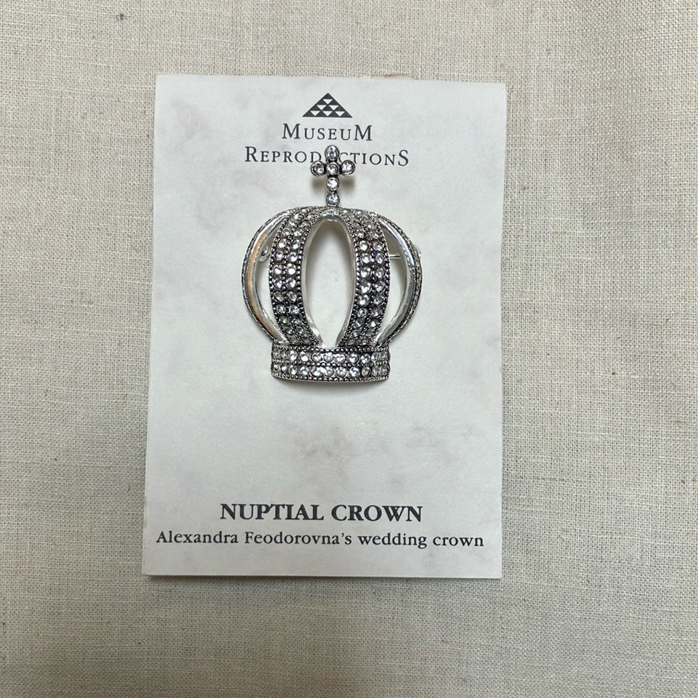 Romanov Nuptial Crown pin